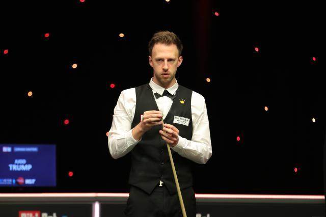 世界杯赛事回顾-威尔士赛特鲁姆普冲击新纪录 “火箭”争赛季首冠